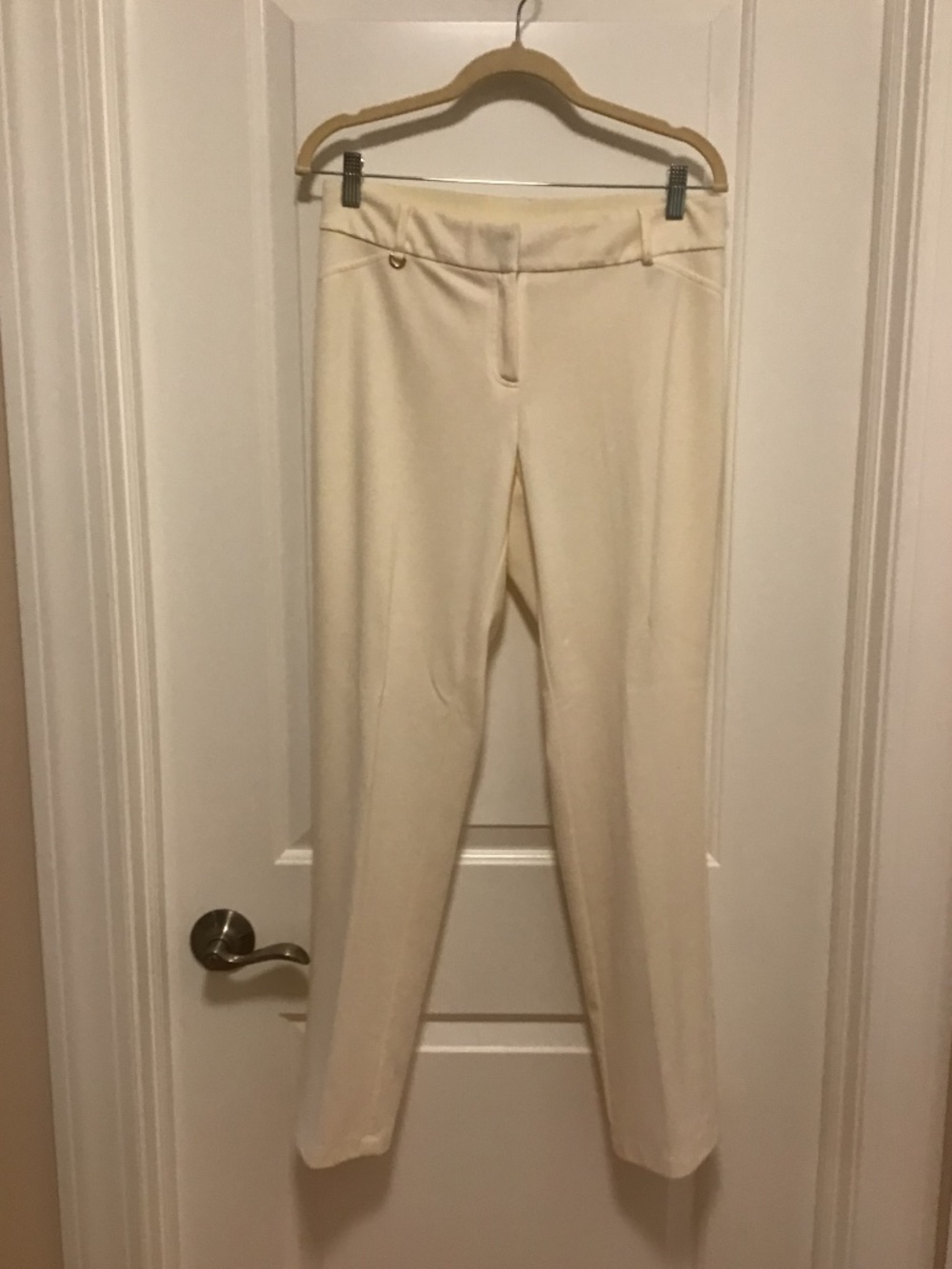 Macy's M Collection Ivory Pants - Size 8.  Polyester blend.